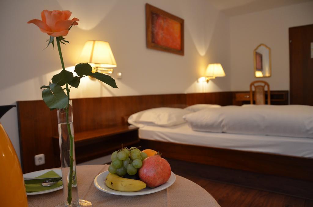 Sathya Ayurveda Hotel บัดออร์บ ภายนอก รูปภาพ